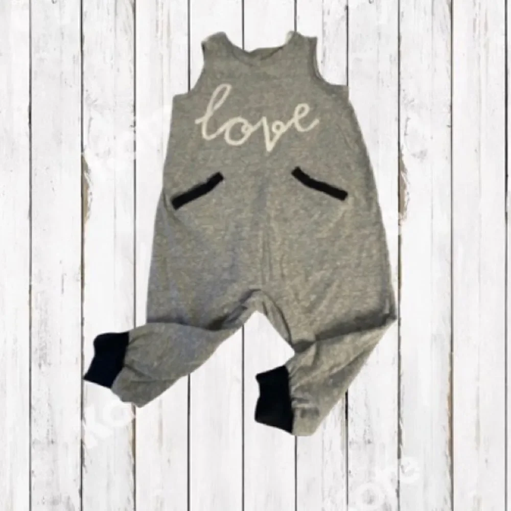 Miniville Romper Infant Gray Sleeveless “Love” Full Length Jumper Size 24 Month - Picture 2 of 11